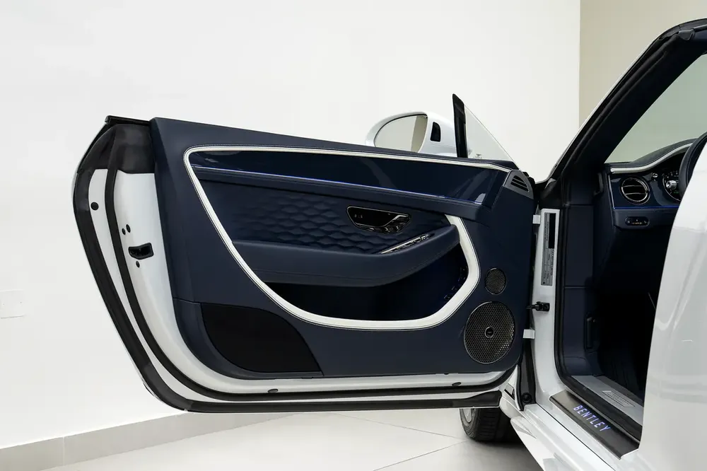 2025 BENTLEY CONTINENTAL GTC SPEED FIRST EDITION - Image 12