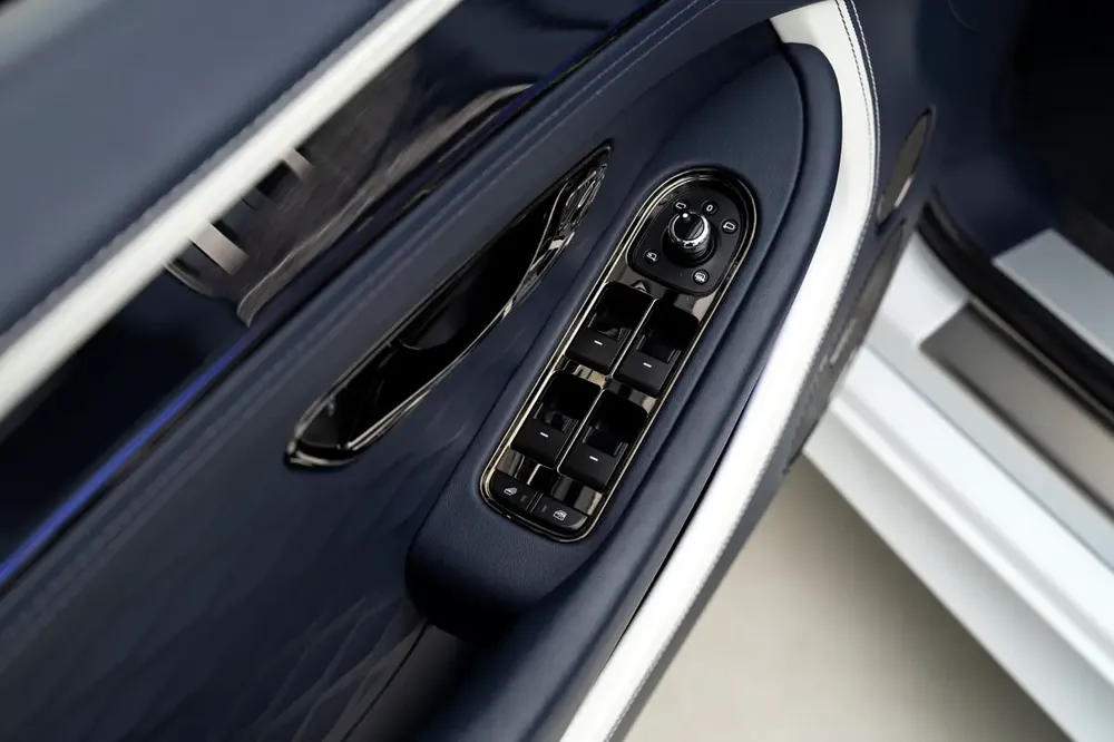 2025 BENTLEY CONTINENTAL GTC SPEED FIRST EDITION - Image 15