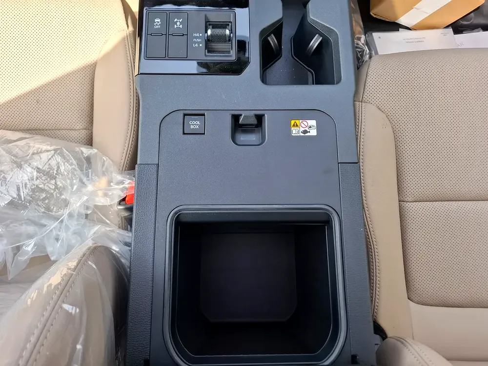 Toyota Prado All Rounder Full 2.4L 2026 Petrol (Export Only) - Image 13