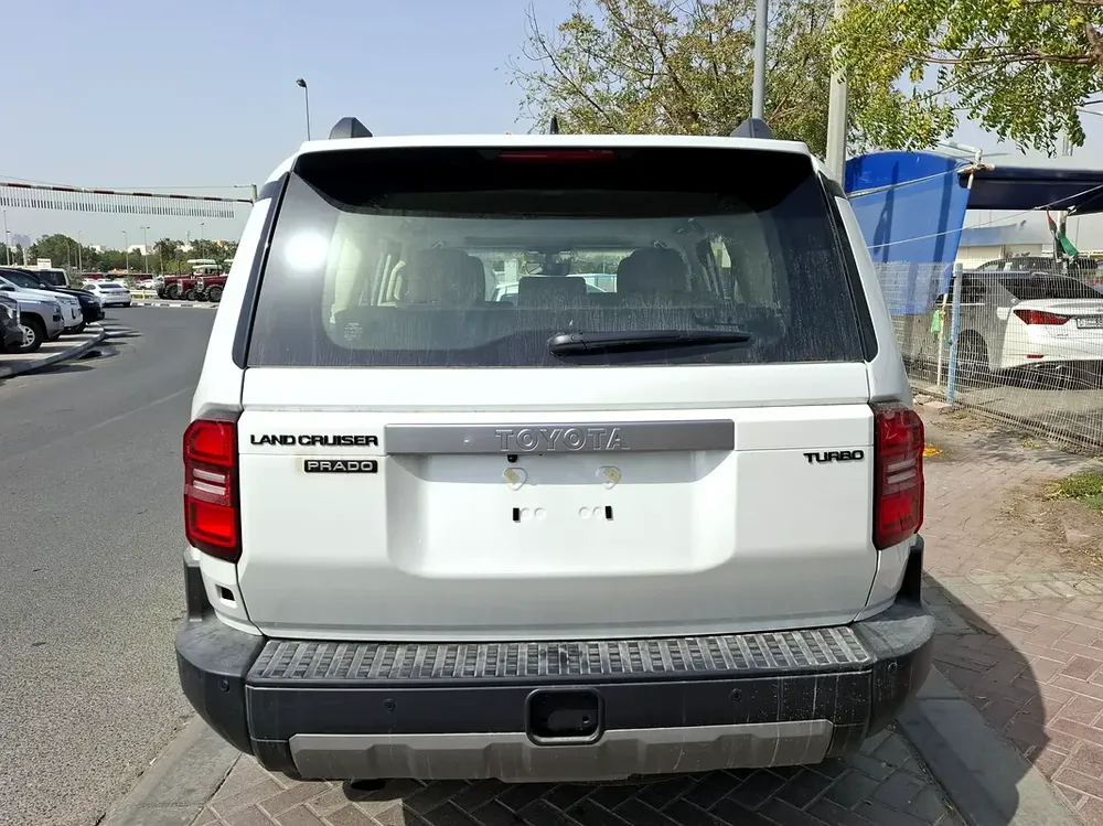 Toyota Prado All Rounder Full 2.4L 2026 Petrol (Export Only) - Image 4