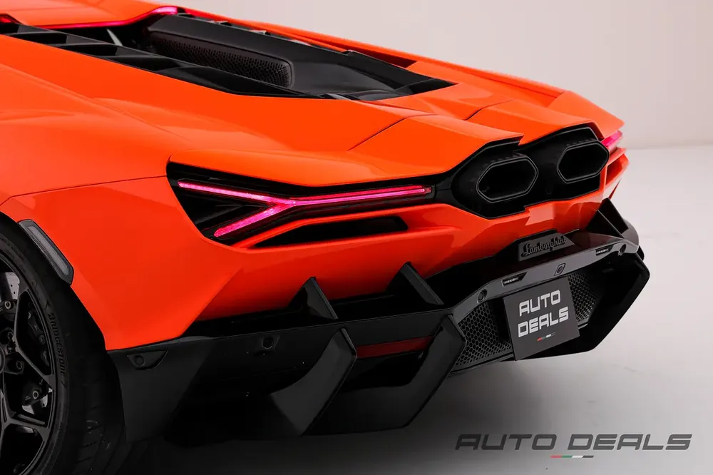 2024 Lamborghini Revuelto | GCC Specs | Extremely Low Mileage | Under Warranty & Service Contrac - Image 7
