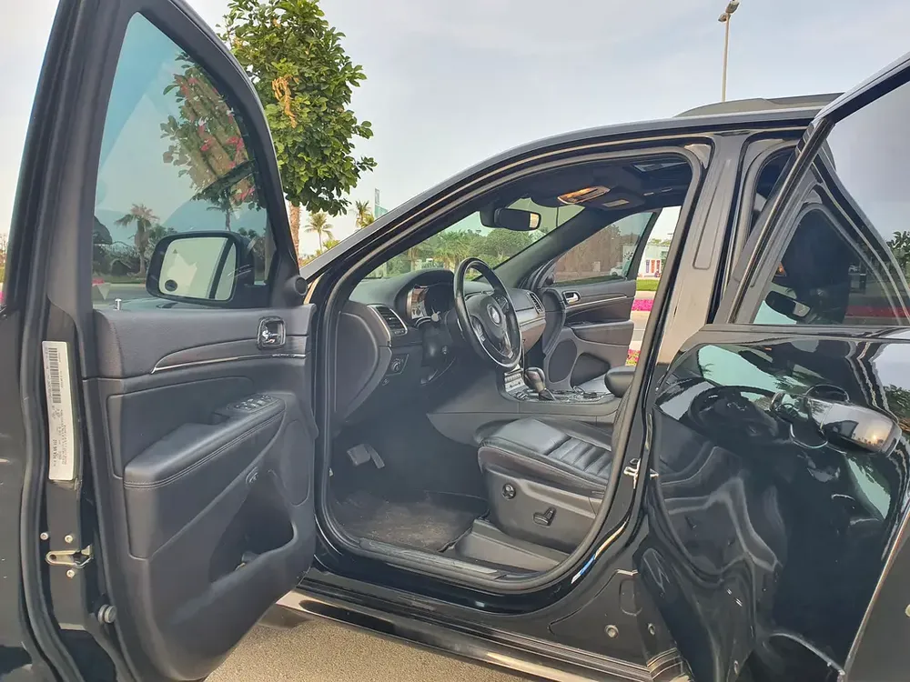 Jeep Grand Cherokee Limited 2020 GCC Specs - Image 8