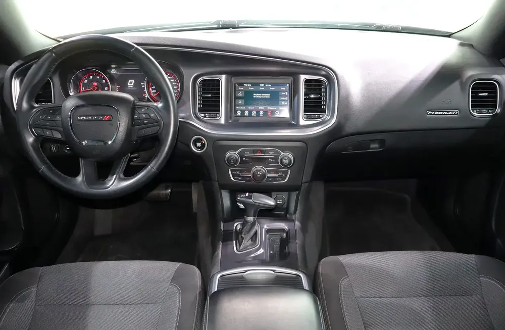 3.6L V6 . GCC Specs . Excellent Condition - Image 11