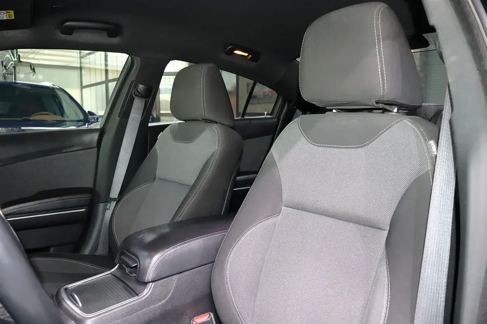 3.6L V6 . GCC Specs . Excellent Condition - Image 16