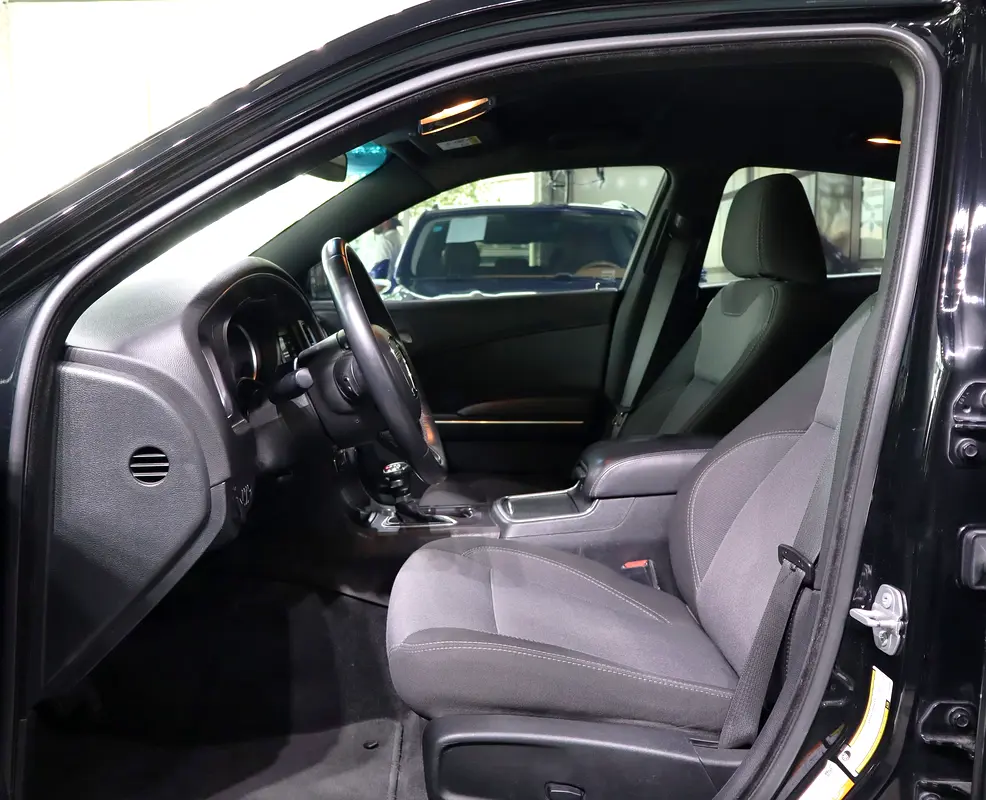 3.6L V6 . GCC Specs . Excellent Condition - Image 7