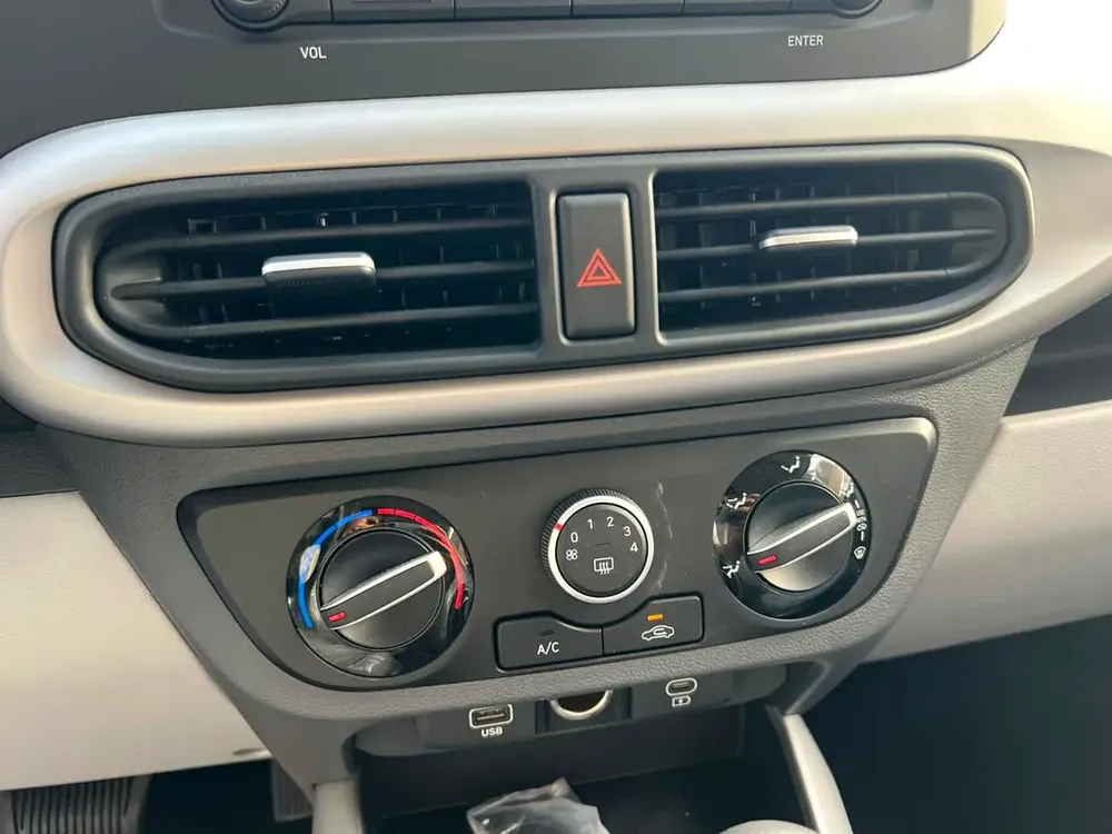 2026-Brand New Hyundai Grand i10-1.2L | Compact  Efficient | GCC Specs - Image 12