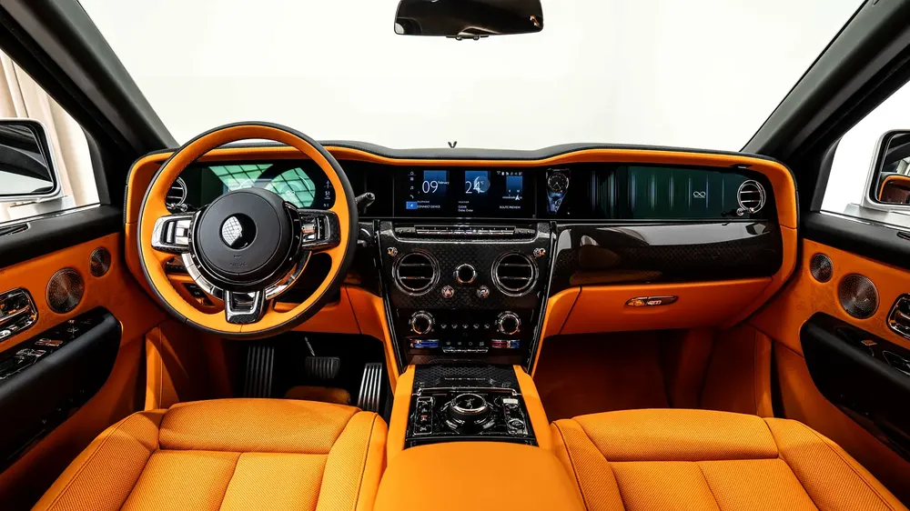 GCC SPEC | BLACK BADGE | UNDER SERVICE AND WARRANTY TILL 2030 | BRAND NEW | 0 KM | AMAZING SPEC - Image 12