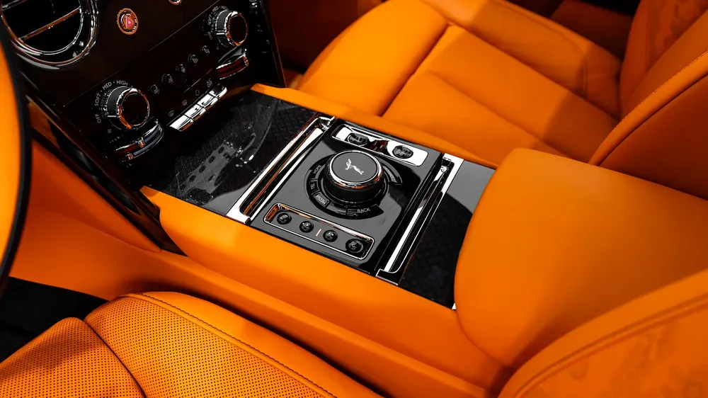 GCC SPEC | BLACK BADGE | UNDER SERVICE AND WARRANTY TILL 2030 | BRAND NEW | 0 KM | AMAZING SPEC - Image 18
