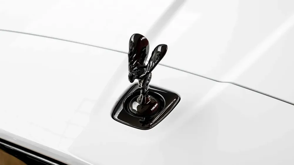 GCC SPEC | BLACK BADGE | UNDER SERVICE AND WARRANTY TILL 2030 | BRAND NEW | 0 KM | AMAZING SPEC - Image 7