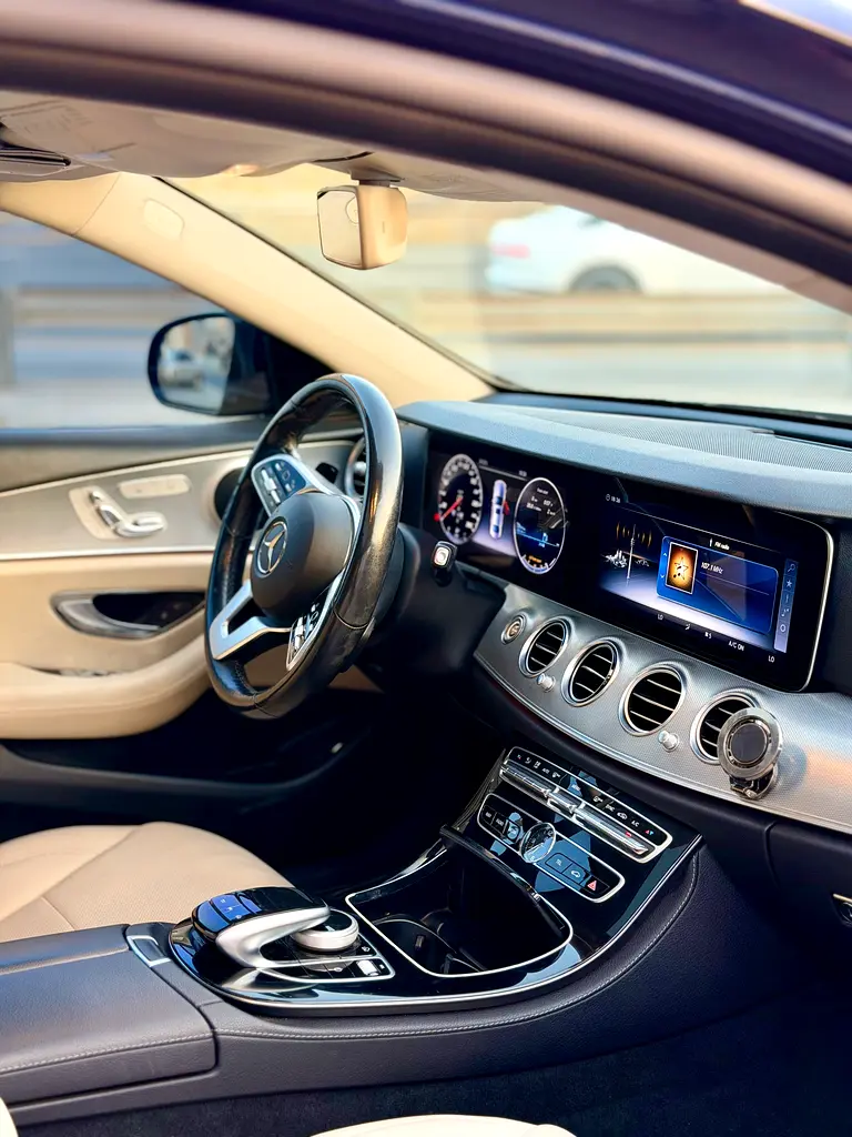 2018 !! Mercedes-Benz E-Class E 200 ll Japanese Specs ll super clean - Image 7