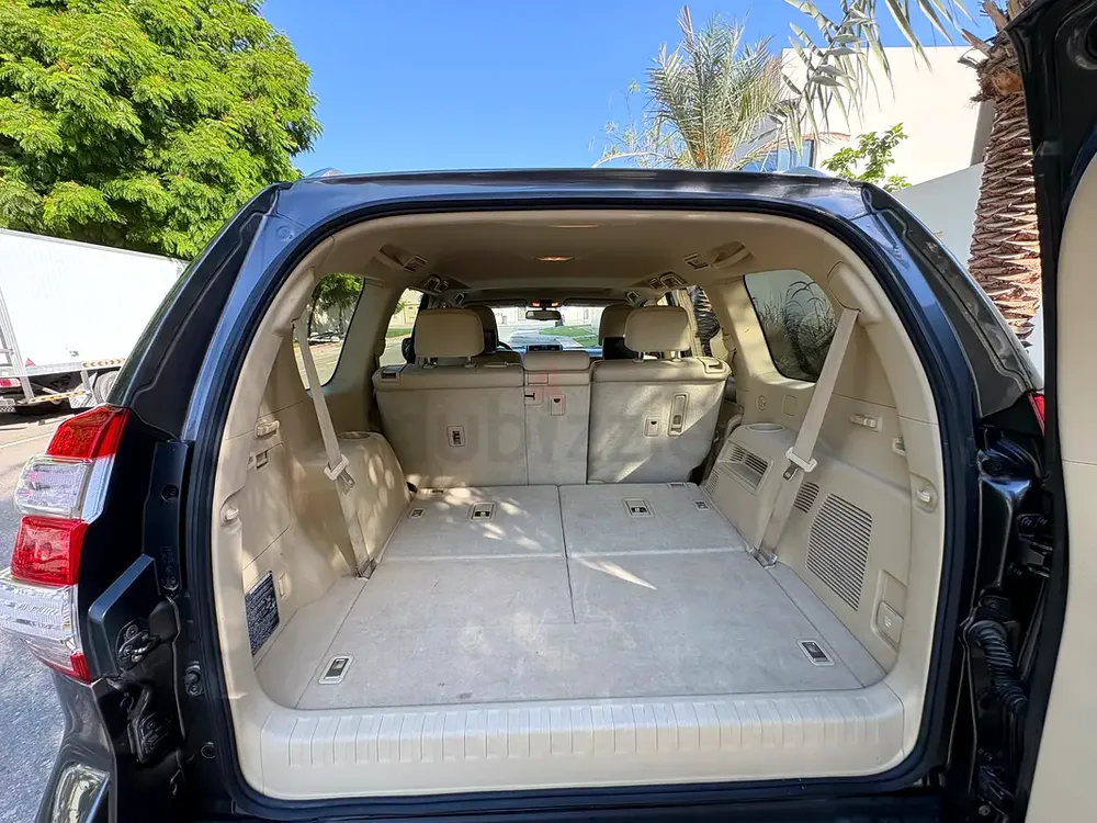 Toyota Prado 4.0L VXR 2016 GCC Specs - Image 10