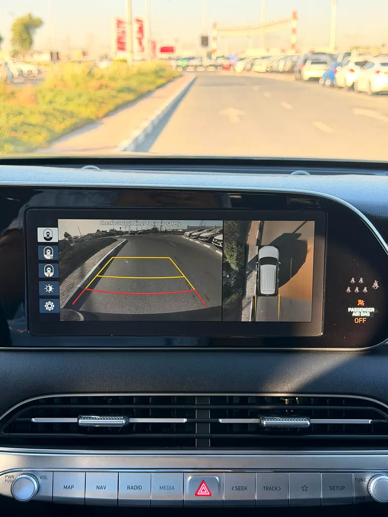 2020 Hyundai Palisade-  Premium  - Pristine Condition - Image 4