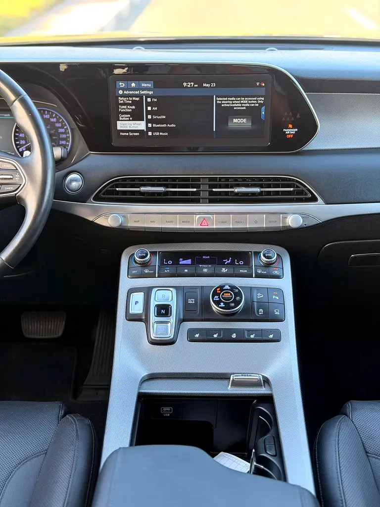 2020 Hyundai Palisade-  Premium  - Pristine Condition - Image 6