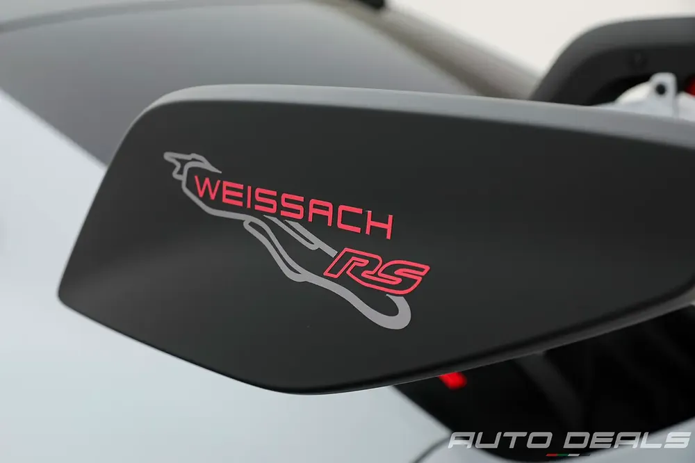 2025 Porsche 911 GT3 RS Weissach | GCC Specs | Under Warranty | Extremely Low mileage | Carbon Fiber - Image 10