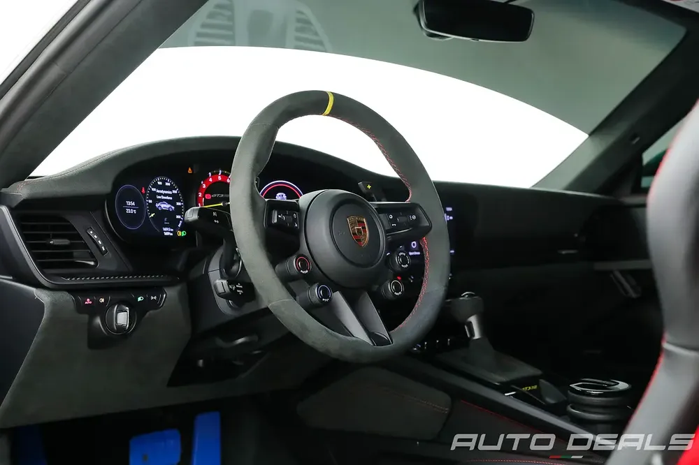 2025 Porsche 911 GT3 RS Weissach | GCC Specs | Under Warranty | Extremely Low mileage | Carbon Fiber - Image 16