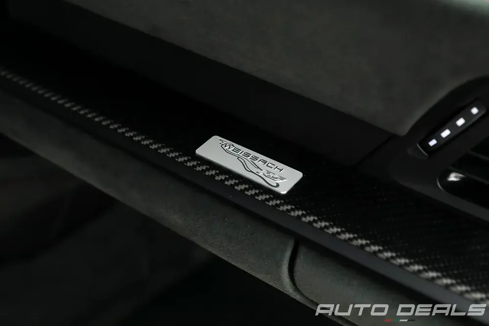 2025 Porsche 911 GT3 RS Weissach | GCC Specs | Under Warranty | Extremely Low mileage | Carbon Fiber - Image 17
