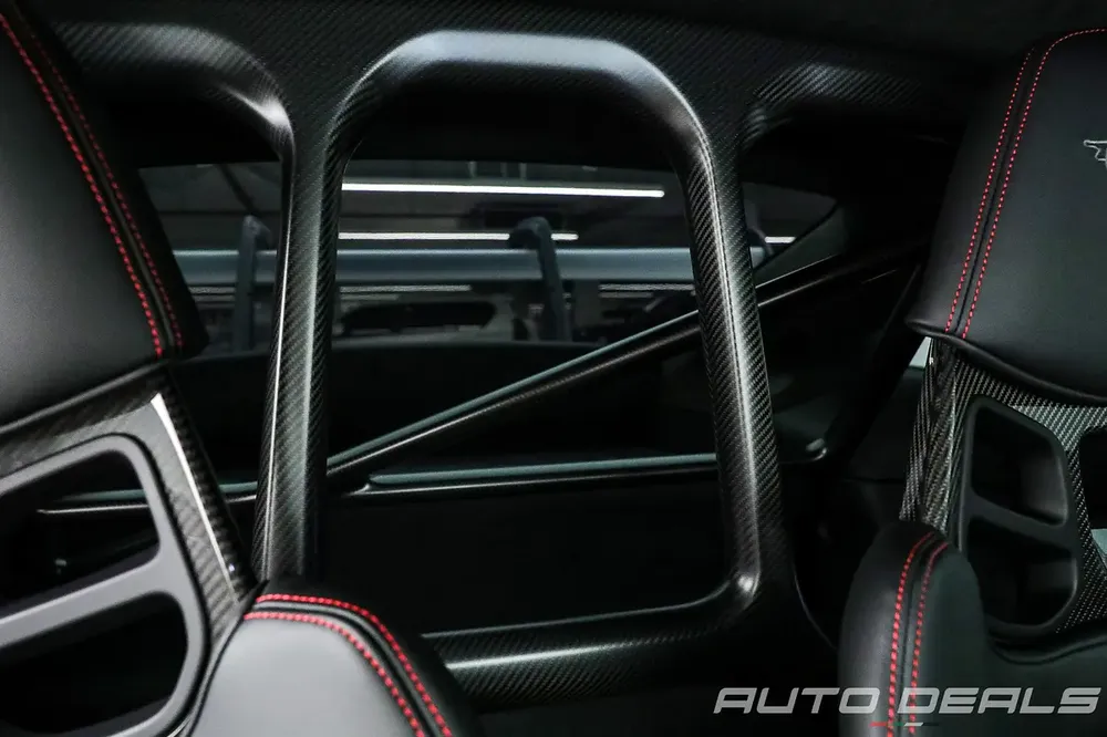 2025 Porsche 911 GT3 RS Weissach | GCC Specs | Under Warranty | Extremely Low mileage | Carbon Fiber - Image 19