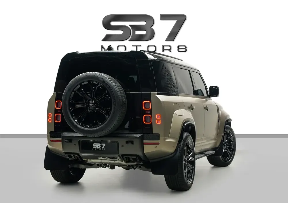 Land Rover Defender 110 Octa P635 2025 l DEALER WARRANTY - Image 4