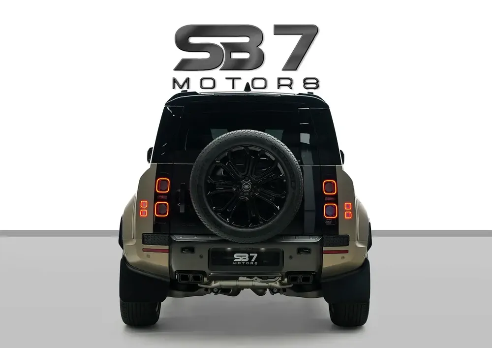 Land Rover Defender 110 Octa P635 2025 l DEALER WARRANTY - Image 5