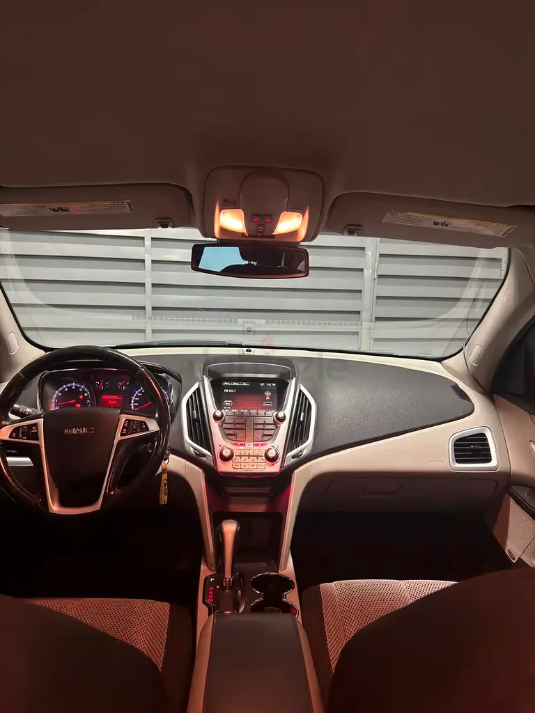 GMC Terrain SLE 2014 - GCC Specs - Well Maintained - Image 12