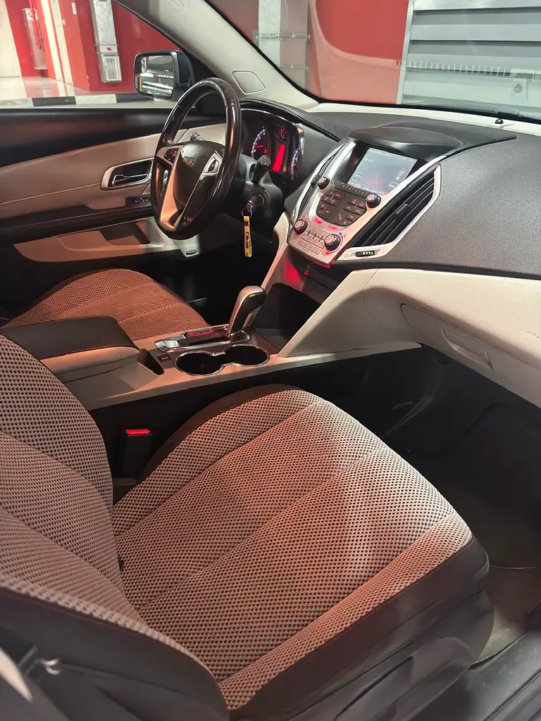 GMC Terrain SLE 2014 - GCC Specs - Well Maintained - Image 9