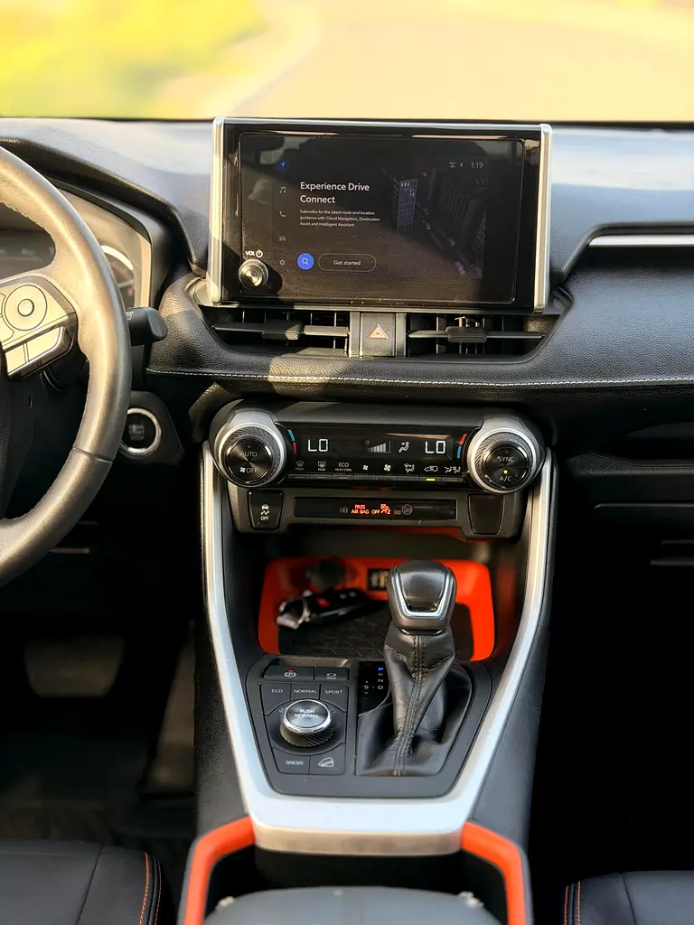 2024 Toyota RAV4 Adventure  | Pristine Condition - WELL MAINTAINED - Image 4