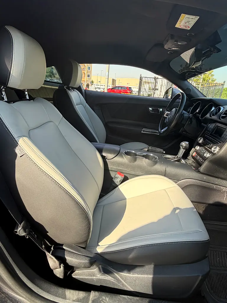 Ford Mustang V6 2016 | GCC Specs | Roush Exhaust | Excellent Condition - Image 10