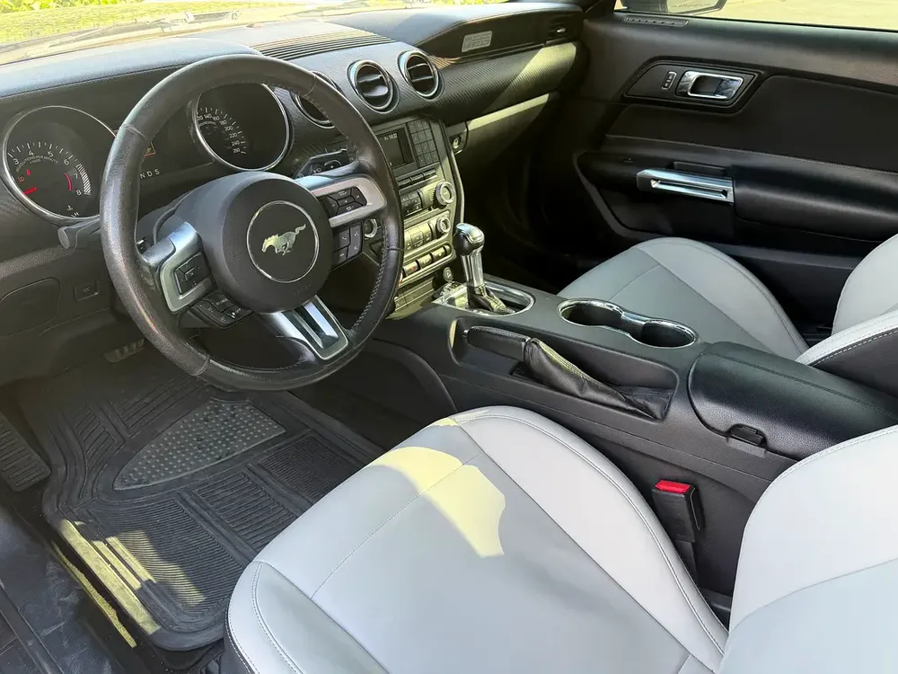 Ford Mustang V6 2016 | GCC Specs | Roush Exhaust | Excellent Condition - Image 7