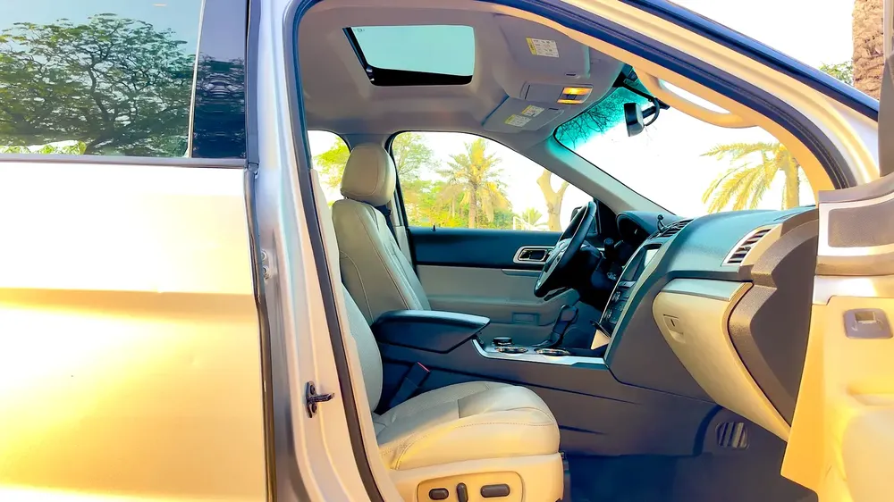 Ford explorer XLT 2012. Gcc, full option - Image 10