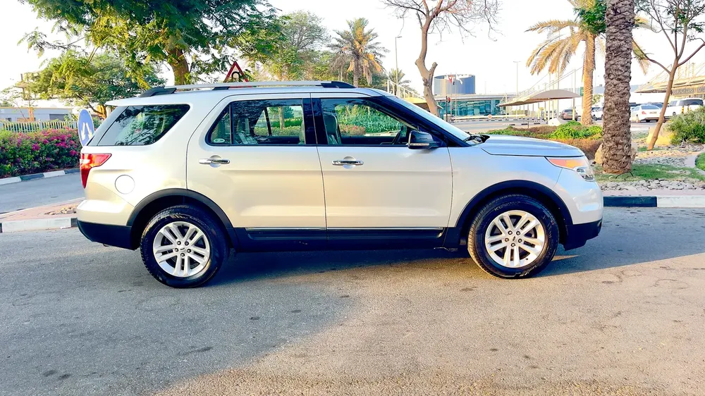 Ford explorer XLT 2012. Gcc, full option - Image 8