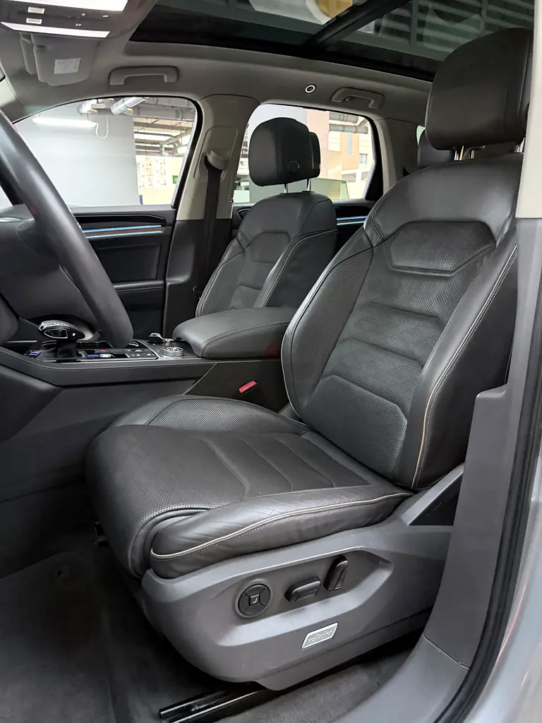 Volkswagen Touareg Highline 2019 GCC Specs - Image 13