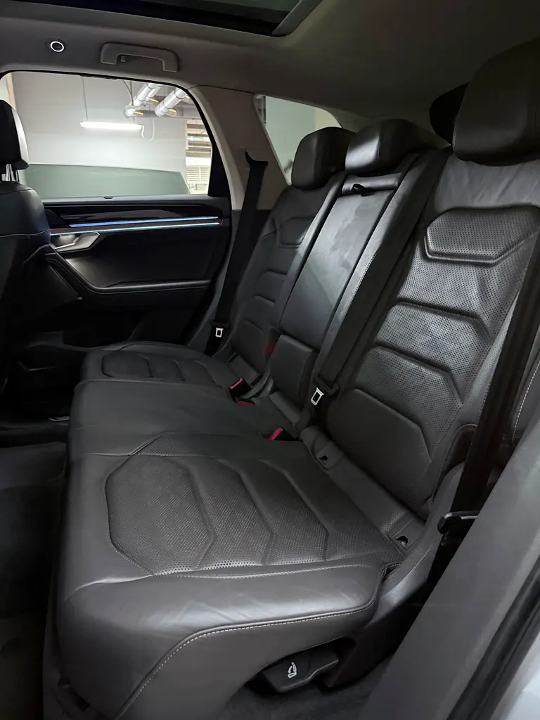 Volkswagen Touareg Highline 2019 GCC Specs - Image 14