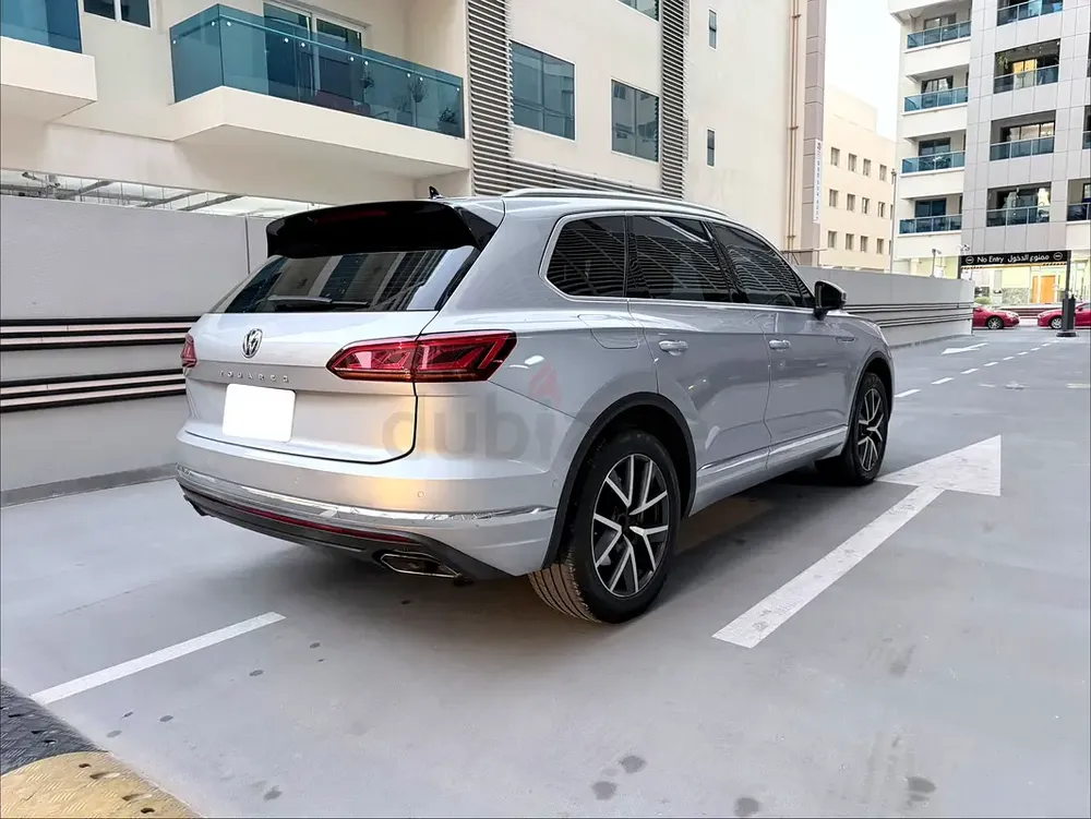 Volkswagen Touareg Highline 2019 GCC Specs - Image 5