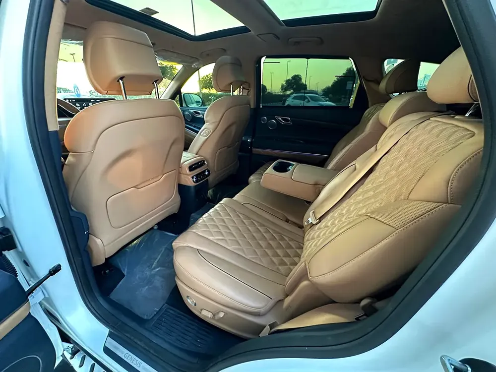 GENESIS GV80 ROYAL 2022 GCC UNDER WARRANTY FULL SERVICE HISTORY NO ACCIDENTS - Image 11