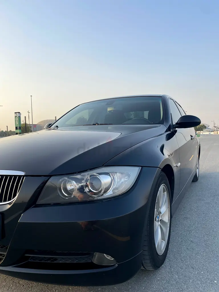 BMW 3-Series 323i 2008 | Japanese Specs | Excellent Condition - Image 7