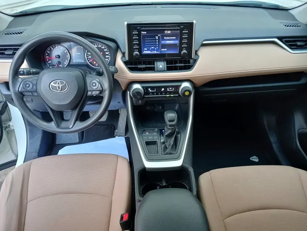 2022 Toyota Corolla Cross XL - GCC Specs - Excellent Condition - Image 13