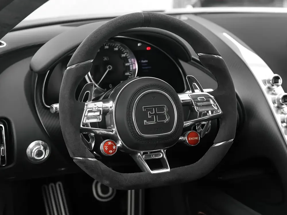 2023 BUGATTI CHIRON PUR SPORT / FULL CARBON / ONLY 900 KM / WARRANTY AND SERVICE 2027 - Image 15