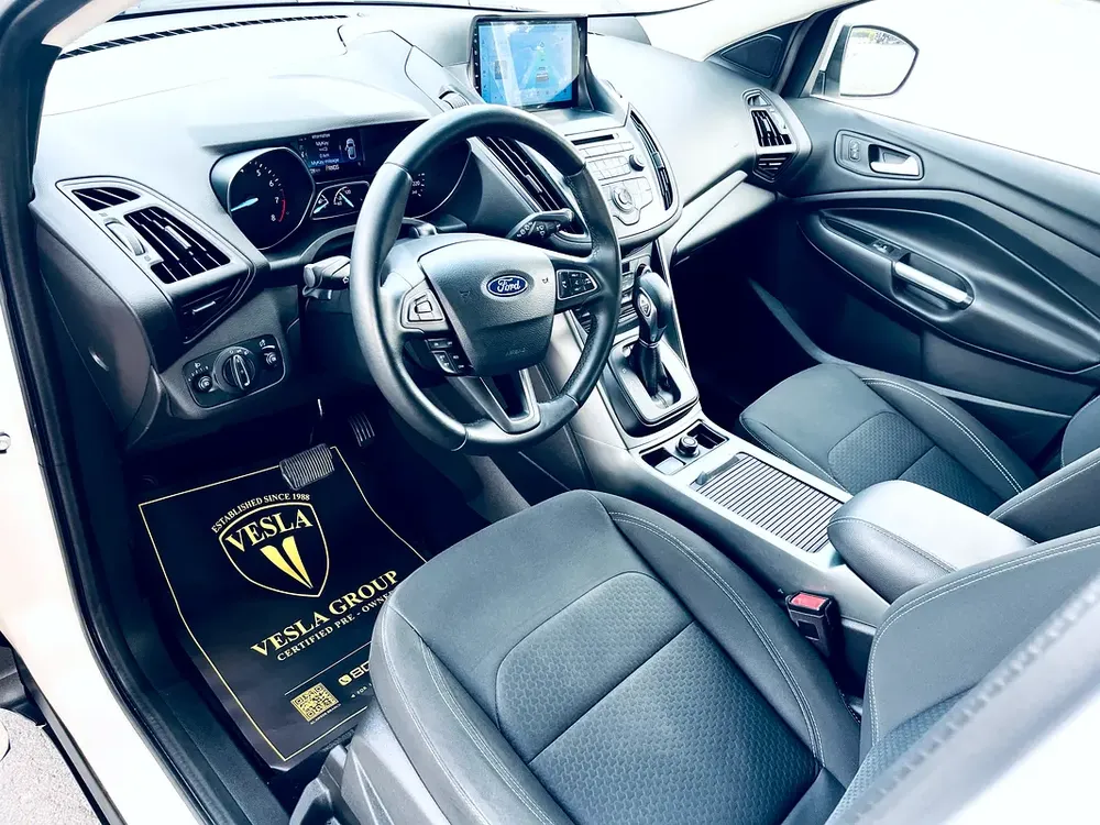 UNLIMITED MILEAGE WARRANTY /NAVIGATION + CAMERA + KEYLESS START + CRUISE CONTROL / IN HOUSE FINANCE - Image 11