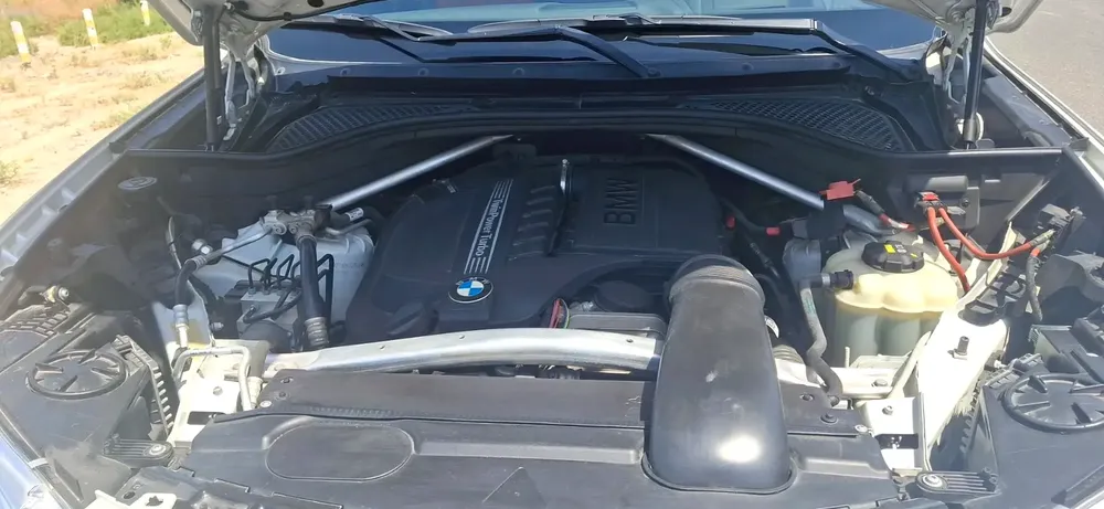BMW X6 2018 M KIT V6 in best best condition - Image 8