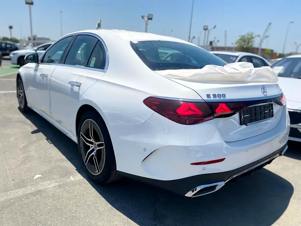 2026 Mercedes-Benz E-Class E 300 4MATIC | Korean Specs | Luxury Sedan - Image 10