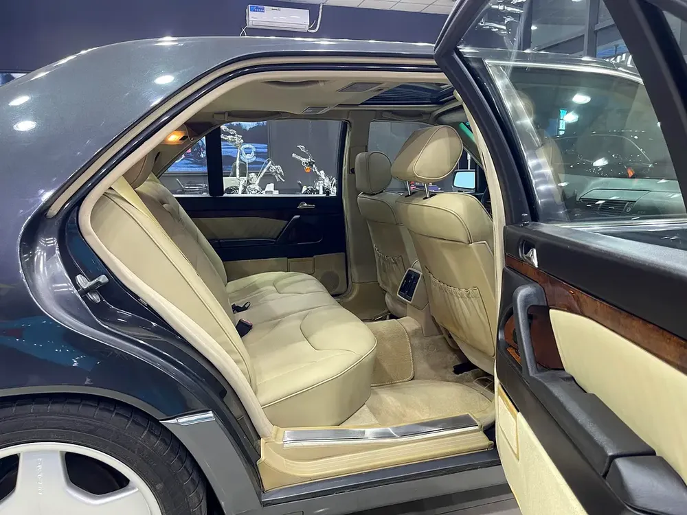 Classic 1993 Mercedes-Benz 500 SEL - American Specs - Image 17