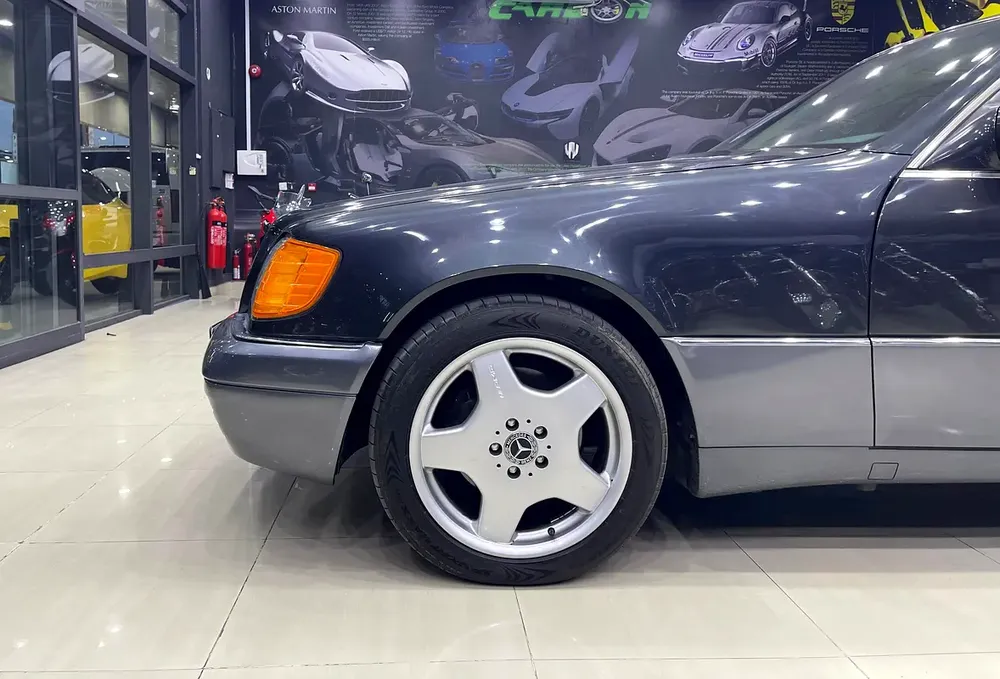 Classic 1993 Mercedes-Benz 500 SEL - American Specs - Image 5