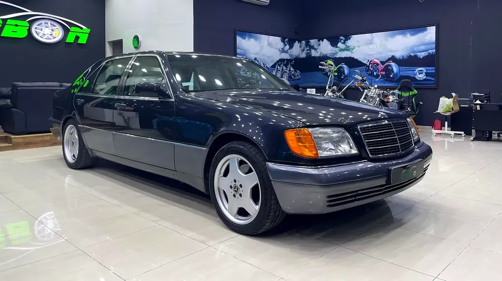 Classic 1993 Mercedes-Benz 500 SEL - American Specs - Image 6