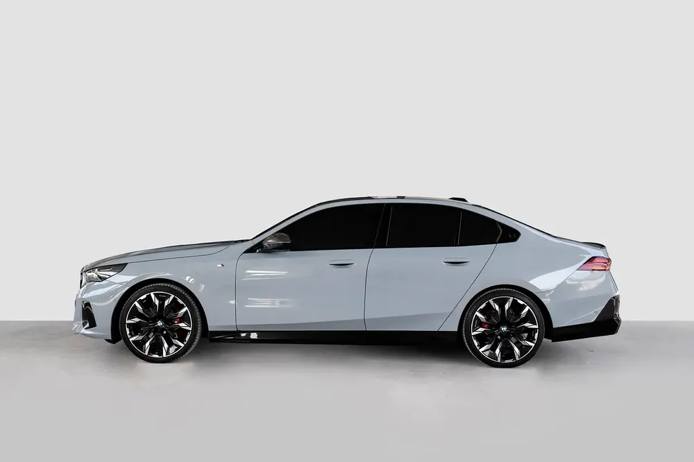 BMW 530i M Sport Pro 2025 with Warranty and Service Contract - Image 18