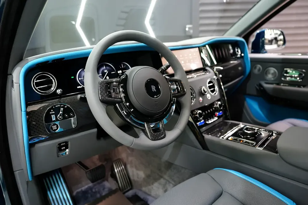 2026 Cullinan Black Badge,BRAND NEW,Executive Seat w/ Entertainment,Bespoke Audio,Dealer Warr + Serv - Image 4