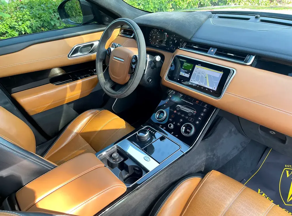 UNLIMITED MILEAGE WARRANTY / R-DYNAMIC + CAMERA 360° + SUNROOF + APPLE CAR PLAY + SPORTS SEATS - Image 15