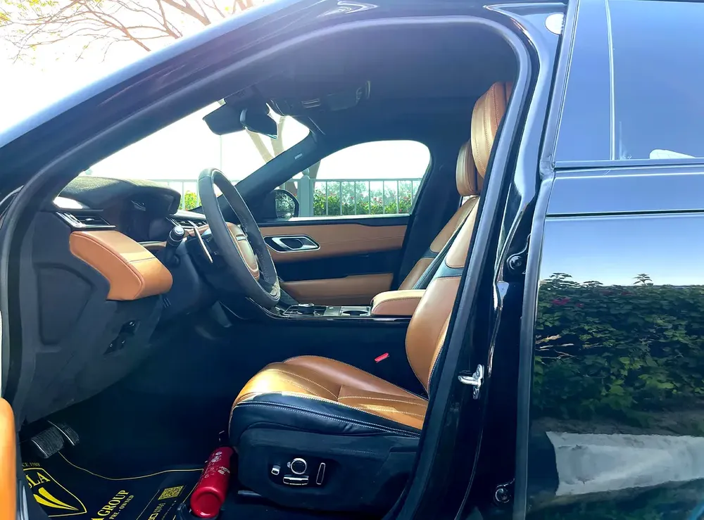 UNLIMITED MILEAGE WARRANTY / R-DYNAMIC + CAMERA 360° + SUNROOF + APPLE CAR PLAY + SPORTS SEATS - Image 16