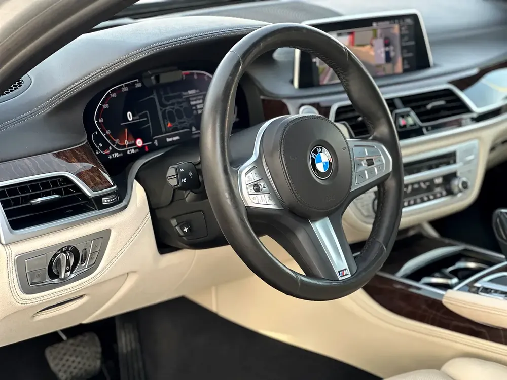 BMW 730i M Sport 2022 Under BMW Warranty (PPF Protected – GCC – Perfect Condition) - Image 10