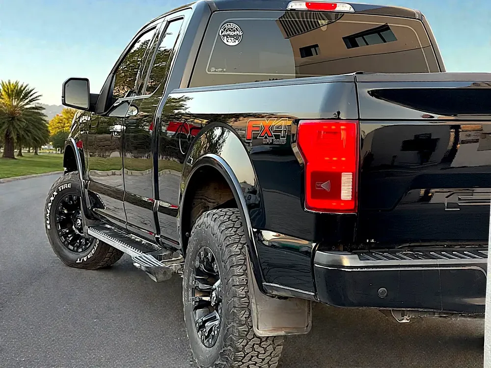 AED 1,240 P.M | FORD | F150 | LARIAT | GCC | FULL SERVICE HISTORY | ORIGINAL PAINT | 0% DOWNPAYMENT - Image 8
