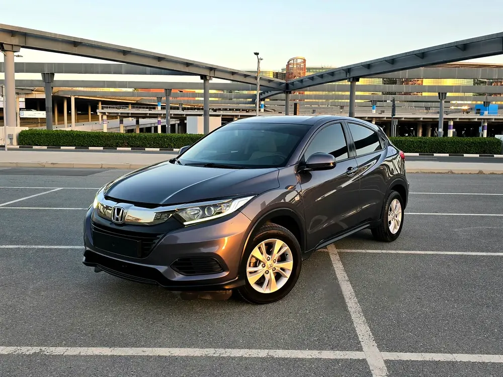 Honda Service History / 2 Keys | Honda HR-V 2021 GCC Specifications ( Single Owner / Low Mileage ) - Image 4